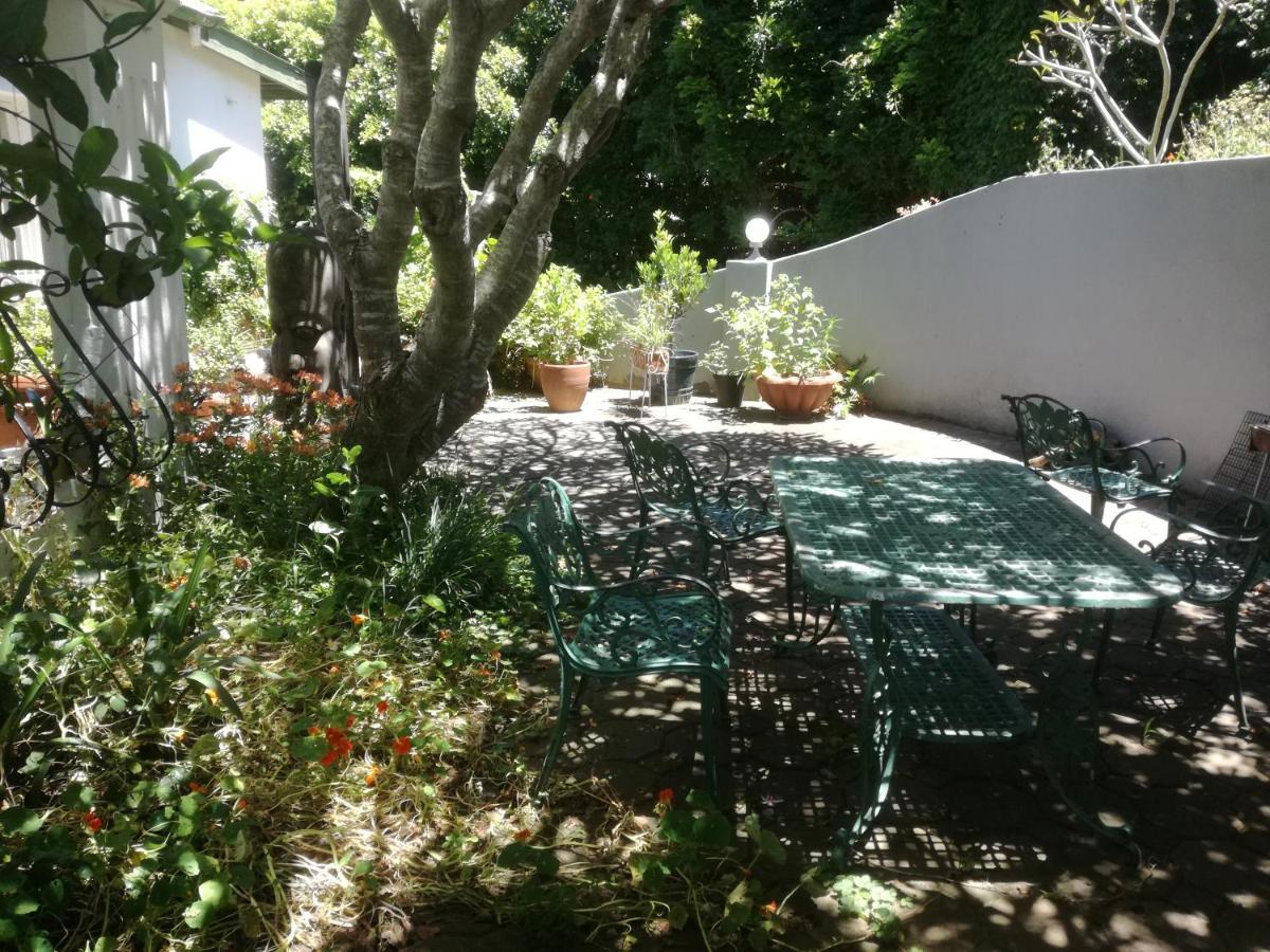 Valley Bed & Breakfast 3*